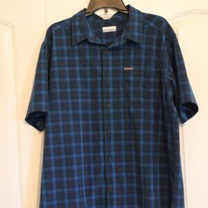 Columbia Sportswear Company Blue/Black Plaid Performance Button Down Size XL